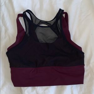 Lululemon sports bra